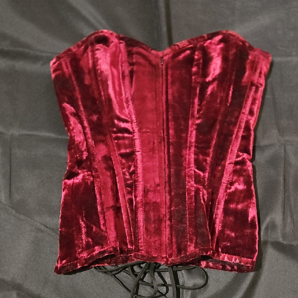 Daisy Corsets Lavish Velvet Corset in Deep Red